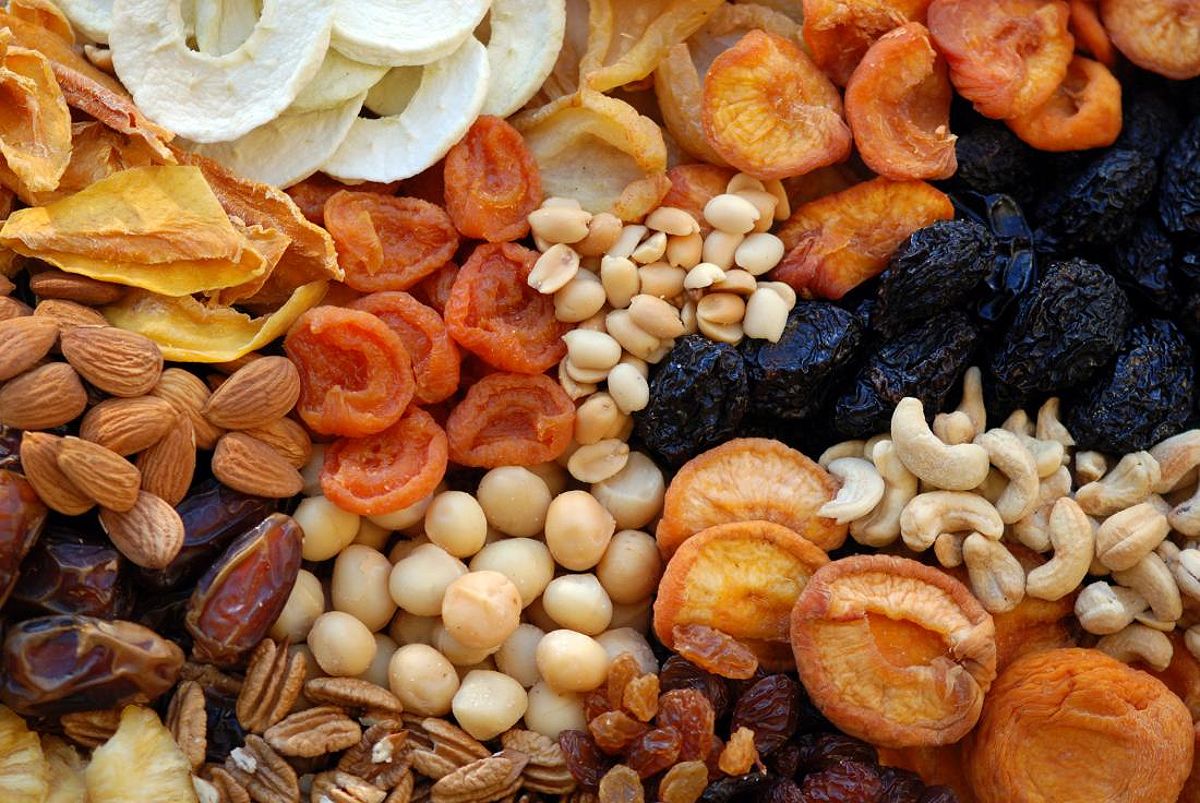 Dried fruit and nuts